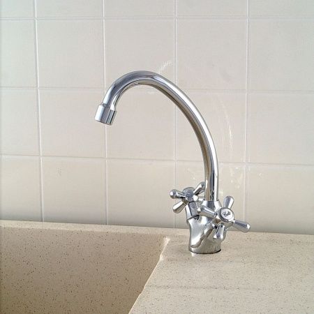 Смеситель для кухни двухручуовый хром Potato Эверест B 49-301